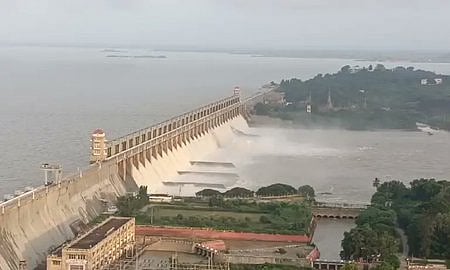 A view of Tungabhadra Dam in Hosapete town.