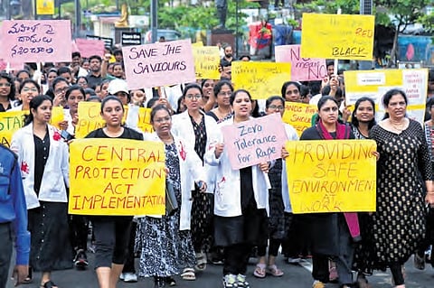 AMC junior doctors take out a rally, in protest against rape & murder of a doctor, in Vizag; doctors stage a protest at Ruia Hospital in Tirupati 