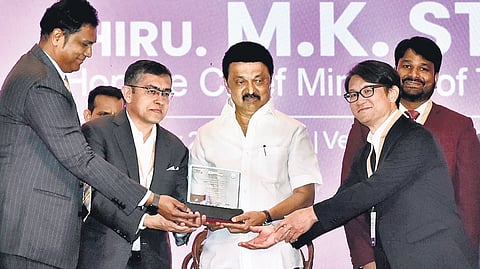 Chief Minister Stalin receiving a memento from Sembcorp South Asia CEO Vipul Tuli at the TN Investment Conclave held in Chennai on Wednesday