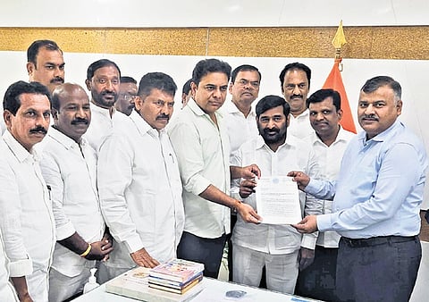 BRS working president KT Rama Rao and representatives of his party submit a memorandum to DGP Dr Jithender at the latter’s office in Hyderabad on Friday