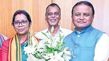 Chief Minister Mohan Charan Majhi greeting Mohanta after she was elected to the Rajya Sabha on Tuesday 