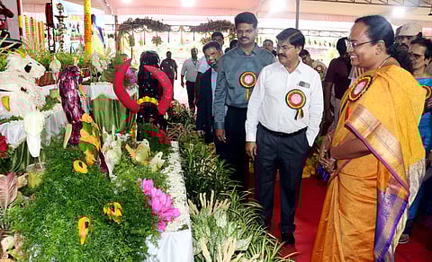 The Vice chancellor, Dr. G. Selvam, and Vellore Collector Subbulaxmi facilitated the event