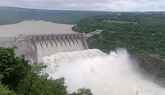 Srisailam dam's ten gates lifted and released water into Sagar