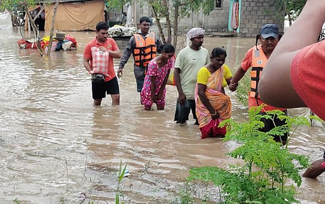 People and cattle in island villages being evacuated and shifted through boats to rehabilitation centers in the erstwhile Guntur district.