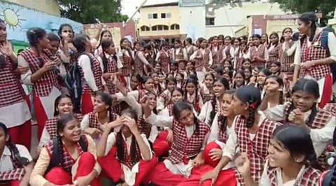 Students of Sarojini Naidu Government Girls Higher Secondary (Nutan) School in Bhopal protesting.