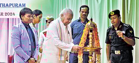 Governor Arif Mohammed Khan inaugurates SPARSH outreach programme at Pangode Military Station