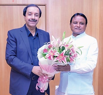 FIH chief meets Odisha CM, praises contribution to hockey