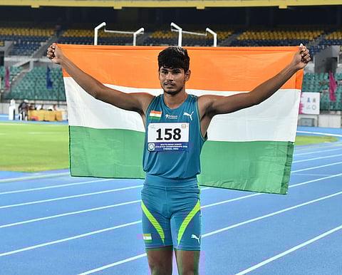 Jithin Arjunan / Sportsmen in action during the 4th South Asian Junior Athletic Championship