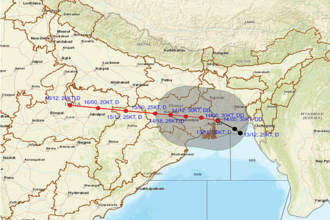 Heavy rains lash Kolkata, more showers in forecast
