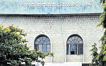 CCB, Bengaluru cops raid Central Jail, seize phones, weapons