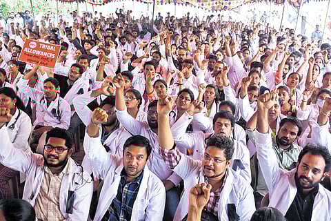 Members of APPHCDA stage a protest at Dharna Chowk 