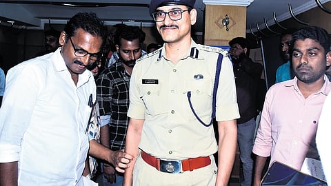 Kochi City Police Commissioner Putta Vimaladitya during the meeting held at Ernakulam Press Club on Tuesday |  A Sanesh 
