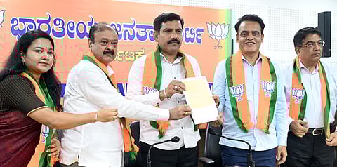 The fact-finding committee constituted by the BJP Karnataka on the Nagamangala communal clash submitted its report to the BJP state president, Ashoka