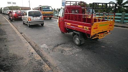 
Kundannoor-Thevara bridge