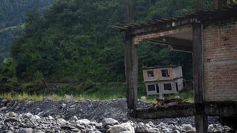 Representational image