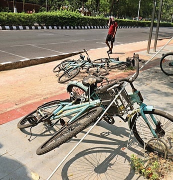 The agency has started lifting the cycles - whatever have been left in shabby conditions at the docking stations.