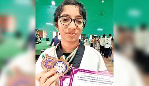Rising Taekwondo star Soumi Tarafdar shines at National Championship