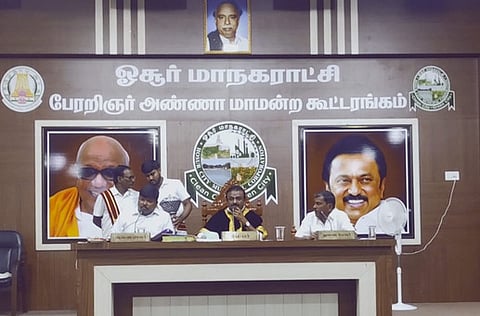 Krishnagiri: Deputy Mayor C Anandaiah of Hosur City Municipal Corporation addressing street vendor's issue in a council meeting on Monday