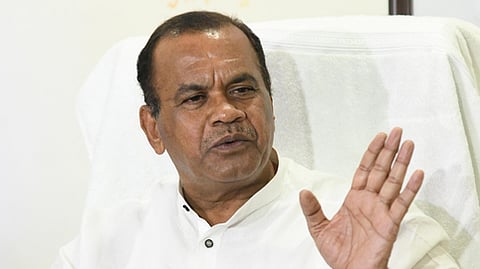 R&B Minister Komatireddy Venkat Reddy 