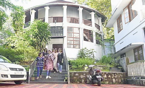 Students at Govt’s Women’s College, Vazhuthacaud I
 Vincent Pulickal 