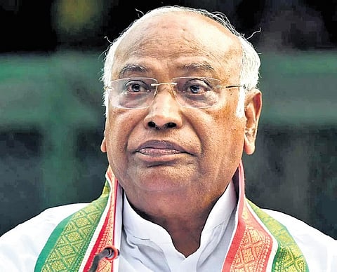 Kharge flags ‘unauthorised entry’ of CPWD, CISF & Tata Projects officers into his room