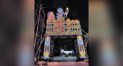 500-ft-long light tunnel awaits pandal hoppers at Bidanasi 