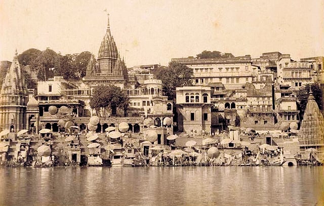  Babu Jageshwar Prasad’s Manikarnika Ghat, 1880s