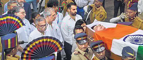 Ratan cremated, his legacy lives