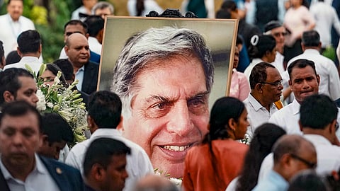 IN PICS | India bids emotional farewell to its 'gem' Ratan Tata