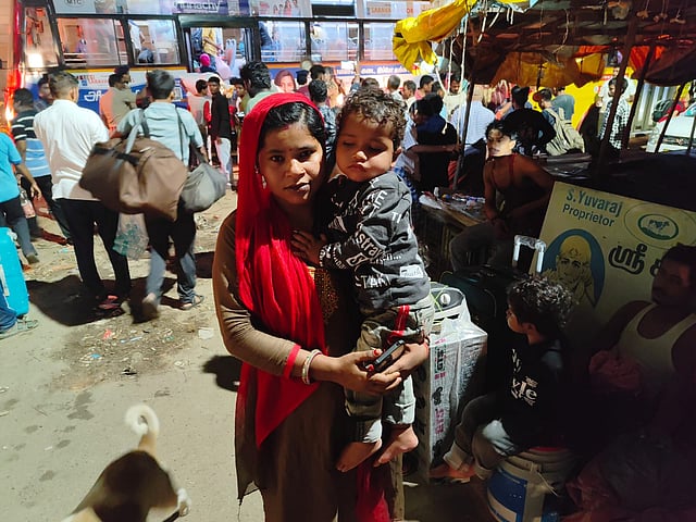 Babita Kumari (24) with her children