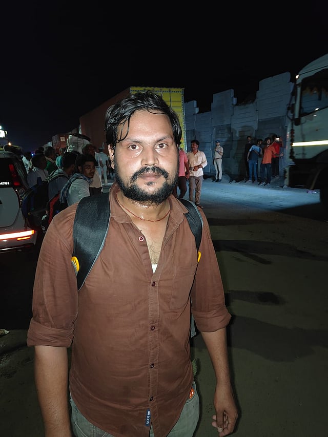 Lalu (26), a carpenter from Barauni who works in Bengaluru.