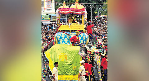 Abhimanyu carries the 750-kg golden howdah with the idol of Goddess Chamundeshwari during Jamboo Savari on Vijayadashmi Day in Mysuru on Saturday