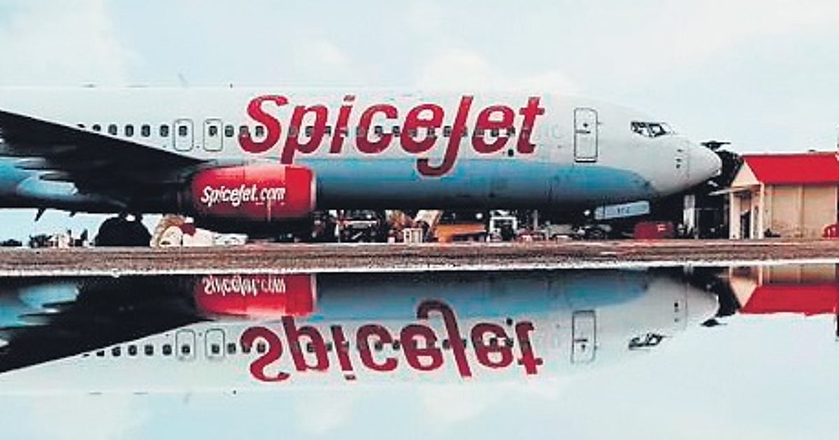 SpiceJet’s five-year ban on Army officer sparks nationwide backlash, hashtag trends amid calls for government intervention SpiceJet’s five-year ban on Army officer sparks nationwide backlash, hashtag trends amid calls for government intervention