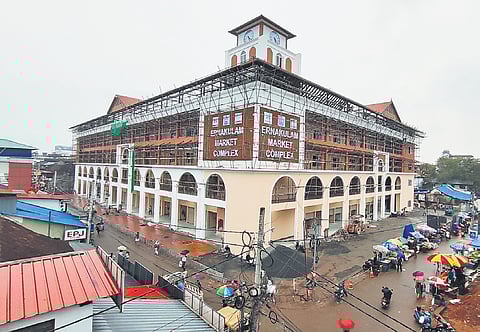 Cochin Smart Mission Limited’s Ernakulam Market Complex project is nearing completion. The 19,822.14 sqm multi-storey building, built at a cost of H75 crore, will house 213 stalls catering to the needs of various vendors