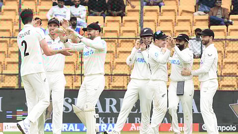 William O'Rourke celebrates the wicket of Yashasvi Jaiswal with his teammates