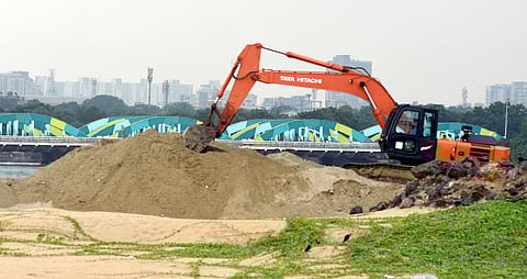 Image of desilting reservoirs used for representative purpose.