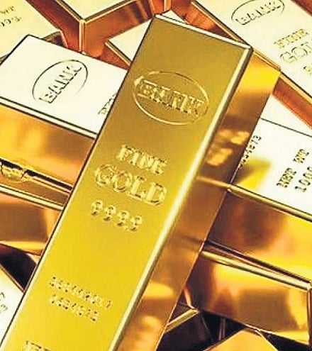 RBI brings back 102 tonnes gold 
from BoE; 60 per cent reserves in India