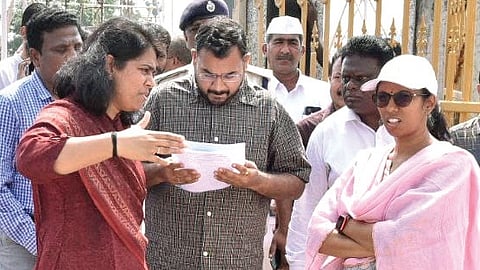 Guntur district officials review arrangements for the CM’s visit at Thullur
