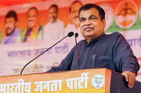 Union Minister Nitin Gadkari addresses a public meeting in support of BJP candidate from Hinganghat constituency,  Samir Trimbakrao Kunawar ahead of the Maharashtra Assembly elections, in Wardha district of Maharashtra.
