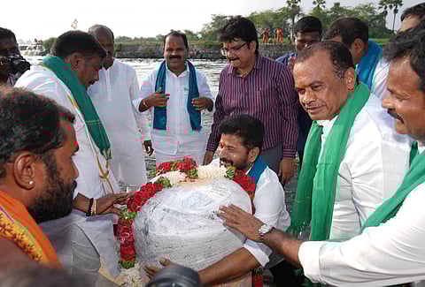 Chief Minister A Revanth Reddy participated in the pada yatra from Sangem in Yadadri Bhuvanagiri district.
