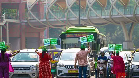 AAP volunteers taking part in anti-pollution initiative.