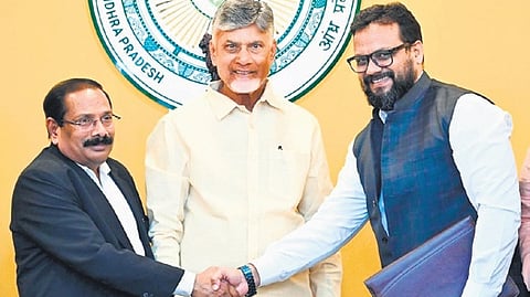 Reliance Energy signed an MoU between Reliance Energy and the Industries Department in the presence of Chief Minister N Chandrababu Naidu.