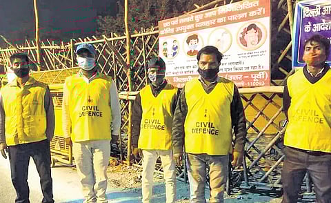 Civil defence volunteers