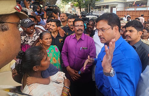 HYDRAA Commissioner Mr. A.V. Ranganath visited Bathukamma Kunta in Amberpet.