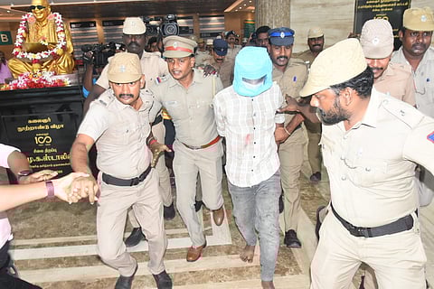 The accused who fled after leaving the victim in a pool of blood was nabbed by the the public and other hospital employees and was handed over to the Guindy police. 