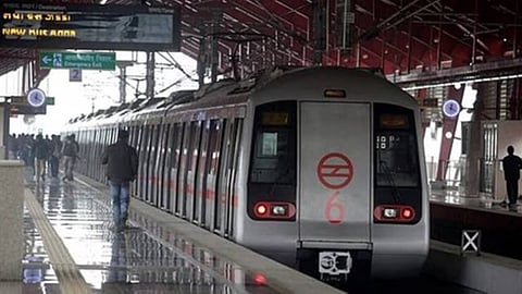 Activists urge Delhi Metro to offer 'Clean Air Concession' amid severe pollution concerns