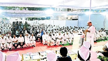 TPCC chief B Mahesh Kumar Goud addresses the gathering during the Sevadal’s centenary celebrations at the Gandhi Bhavan in Hyderabad on Wednesday
