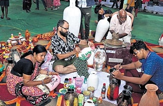 Artisans engaged in the pavilion
