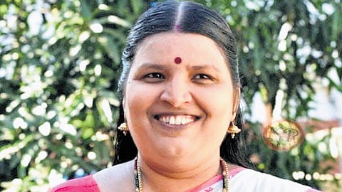 Beena Krishnan, professor at K V S M Government College, Nedumangad