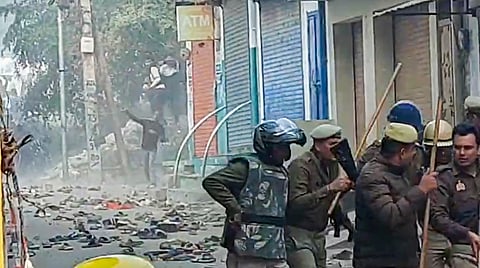 UP Police uses tear gas on crowd throwing stones during Sambhal mosque survey, 10 detained